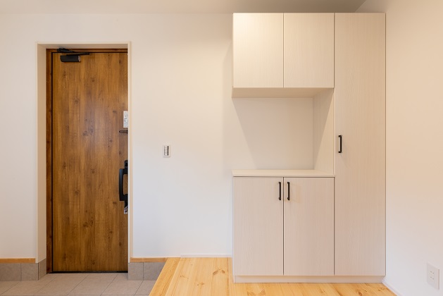 シューズボックスにしまえば玄関周りもスッキリ