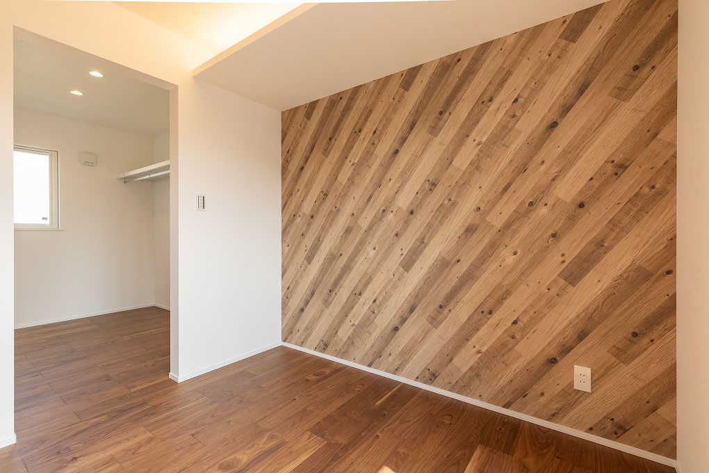 寝室奥の大容量WICが嬉しい